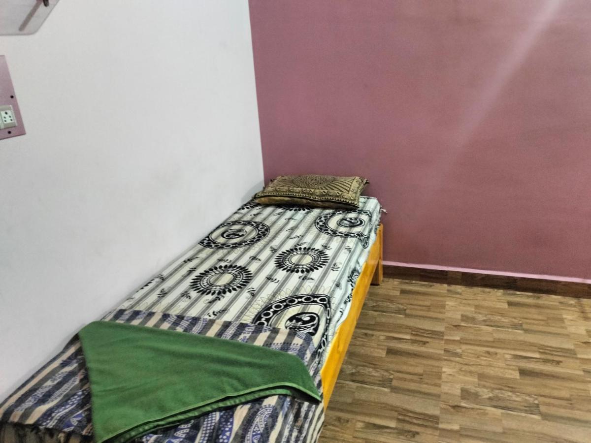 Prajwal Home Stay Hampi Exterior photo