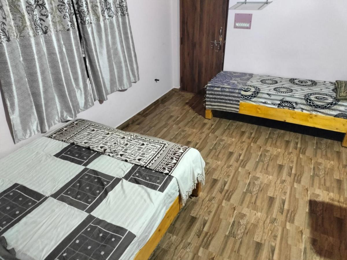 Prajwal Home Stay Hampi Exterior photo