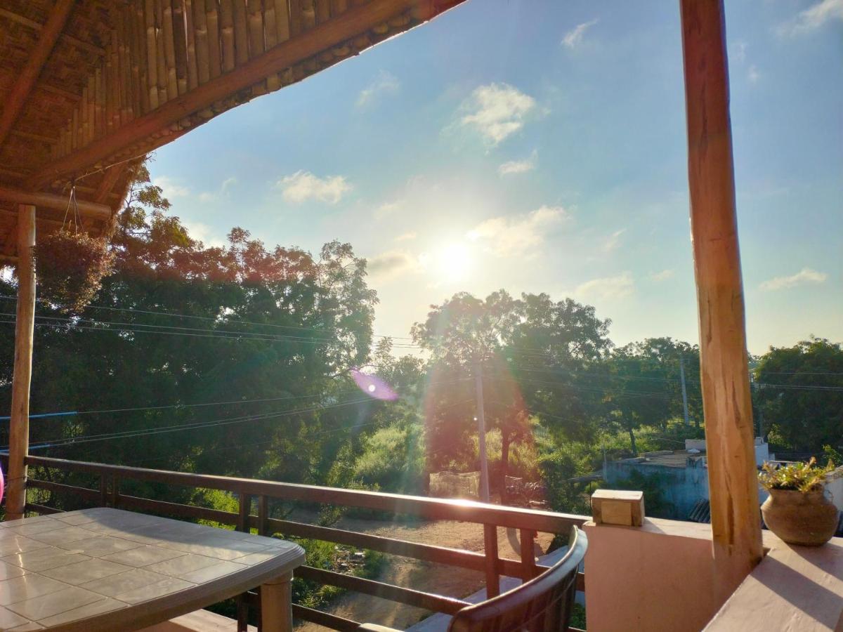 Prajwal Home Stay Hampi Exterior photo