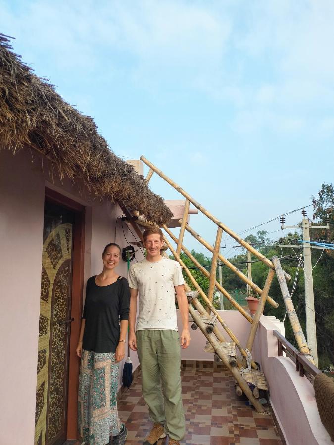 Prajwal Home Stay Hampi Exterior photo